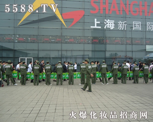 �𱬻��yƷ���̾W�ľ���o���ܱ�