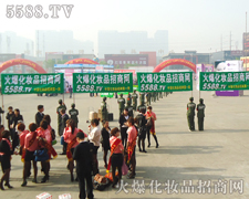 ���ڑ����ĸ�������ʹ�𱬾W(w��ng)�l(f��)չ�Ѵ�