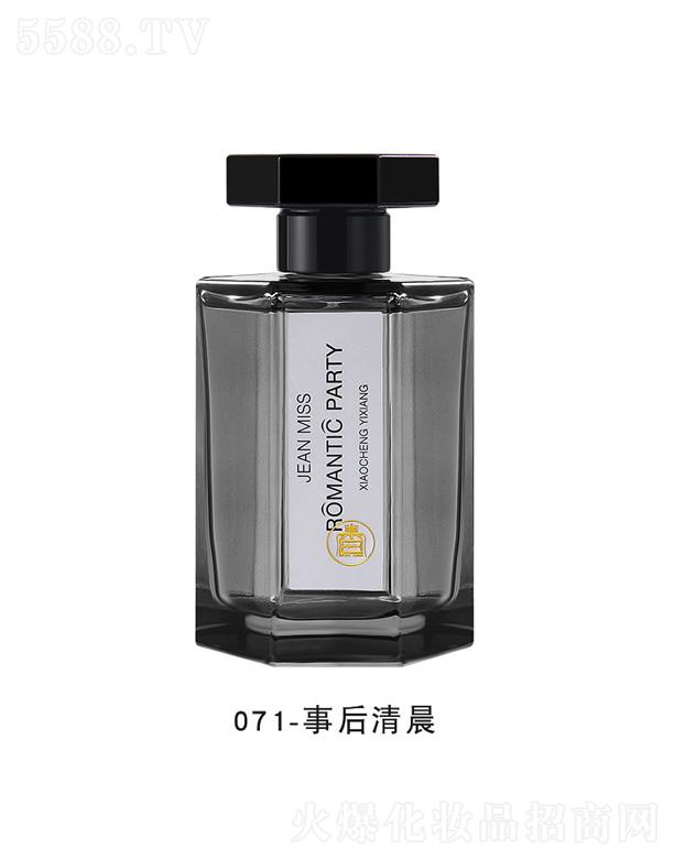 С�������º��峿��ˮ