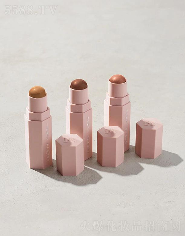 FentyBeauty���û�����ݰ� �����wɫ