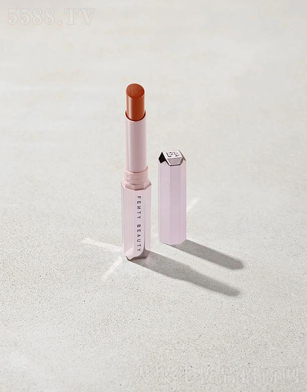 Fenty Beauty�z�qС�����F�־Æ���ڼt���T��ů��ɫ���OӋ�r���|(zh��)���w��
