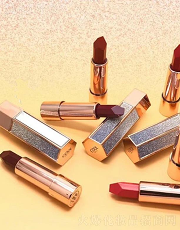 �����˿����۸��z�q��ɴ���