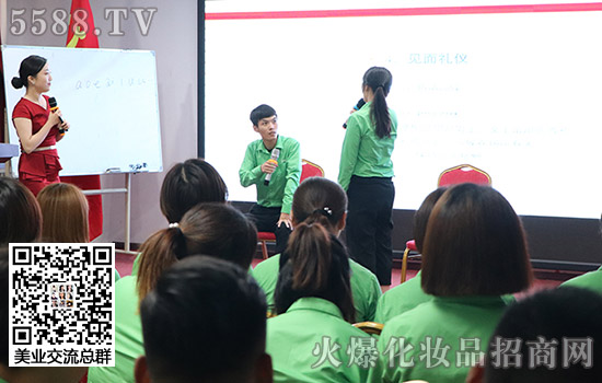 ������(g��)�����󣬏���߅һ�c(di��n)һ��������