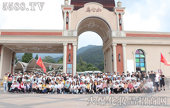 ��ꖼtɫ֮�ã������������ƵZǰ��