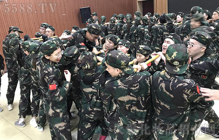 ��չӖ���ĵ��w��