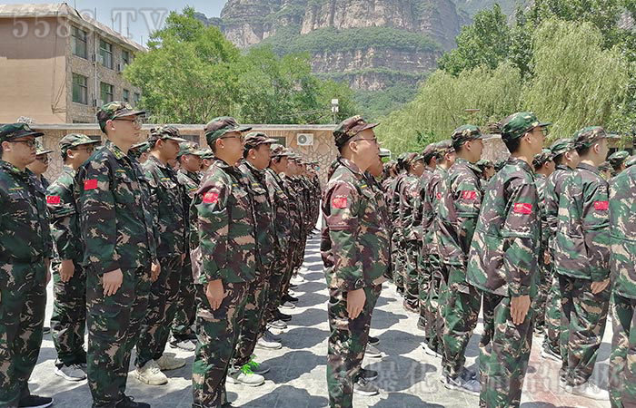 �����R̩ɽ�ƣ��R�ąf����(chu��ng)���E