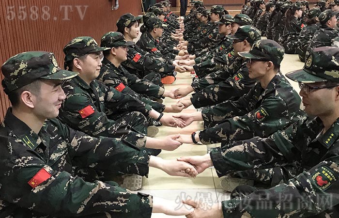 ��P(y��ng)�t�����ľ��񡪡������������D���^��