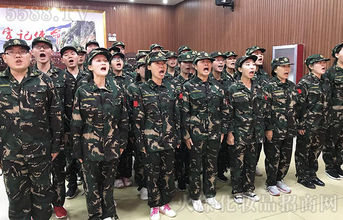 ȫ���Ը�������ͻ��������