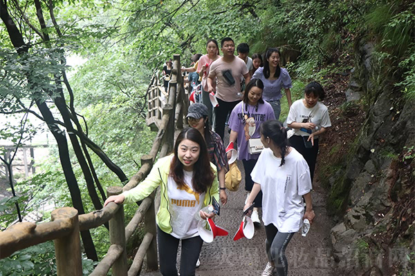 ����(d��ng)��^���һ�[��ɽС