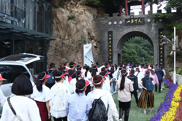 �����Ͼ�ɽ���������Ļ�