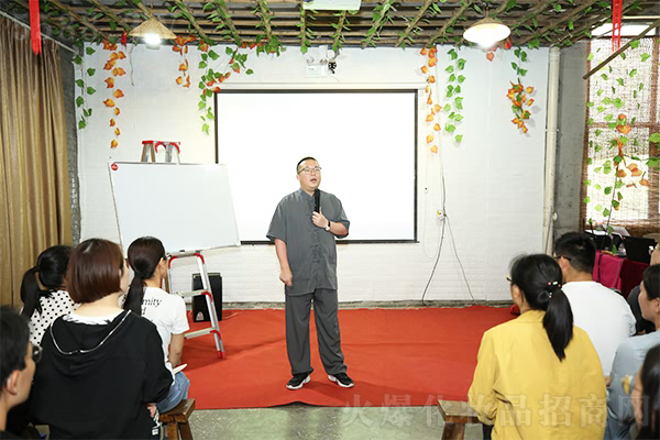 �ʵ��Ͼ�ɽ����������½�(j��ng)��