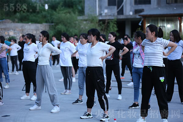 2021���������Ͼ�ɽ�����b����g